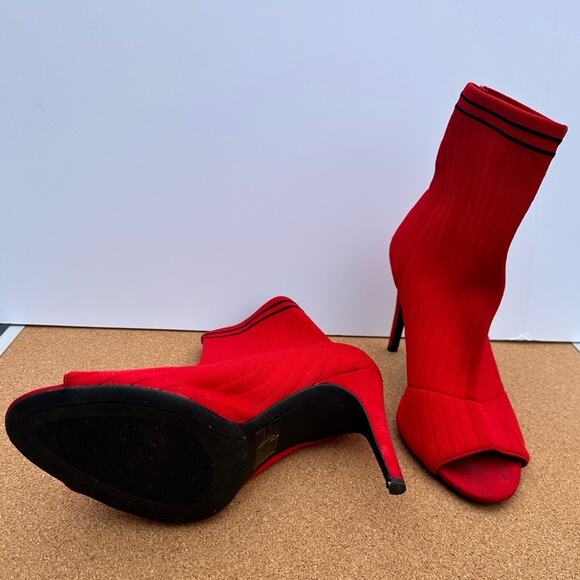 INC International Concepts Sz 9.5 M Red Sock Pull On Stiletto Heel Peep Toe EUC - Picture 2 of 5